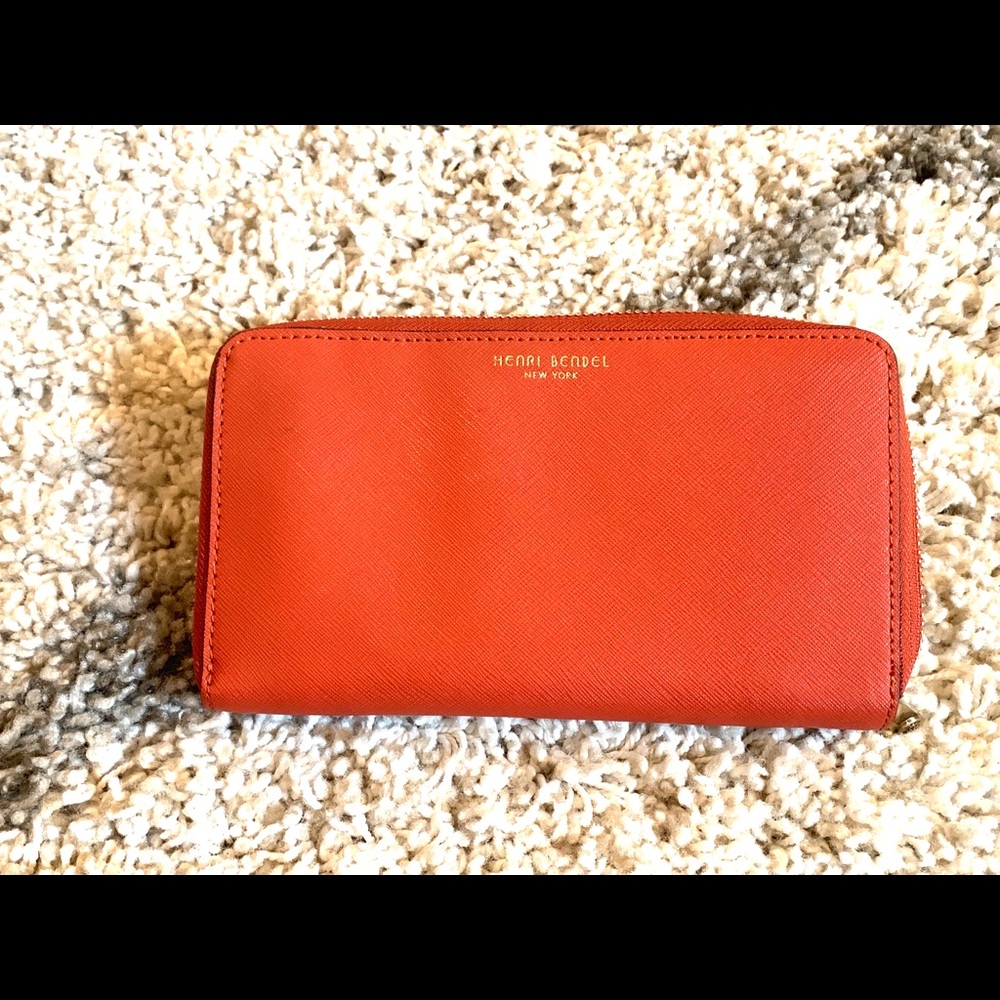 Henri Bendel Leather Zip Around Continental Wallet